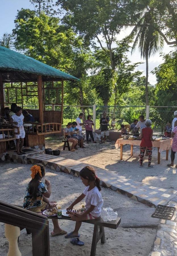 Maya Guest House - Sipaway Island San Carlos  Esterno foto